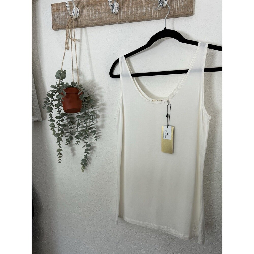 Disney Parks Kingdom Couture Ivory Castle Tank Top Women’s M NWT Exclusive